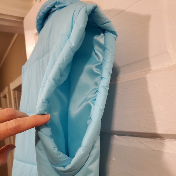 Going Upstate Oversized Puffer Vest - Blue, great condition, size XS - Picture 7 of 12